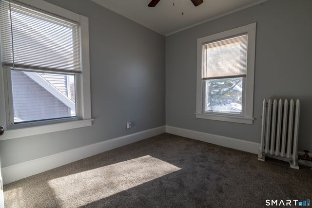 90 School Street, New London, CT 06320