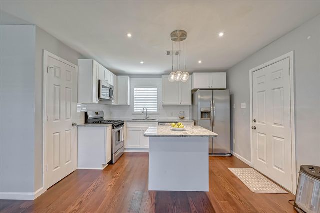 3818 Noah Street, Houston, TX 77021