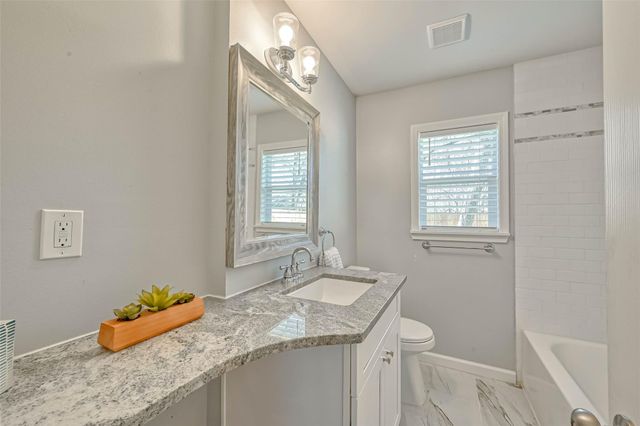 3818 Noah Street, Houston, TX 77021