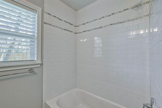 3818 Noah Street, Houston, TX 77021