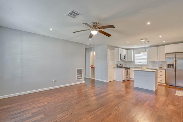 3818 Noah Street, Houston, TX 77021