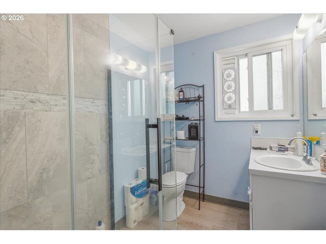 552 Se 32ND Ave, Hillsboro, OR 97123