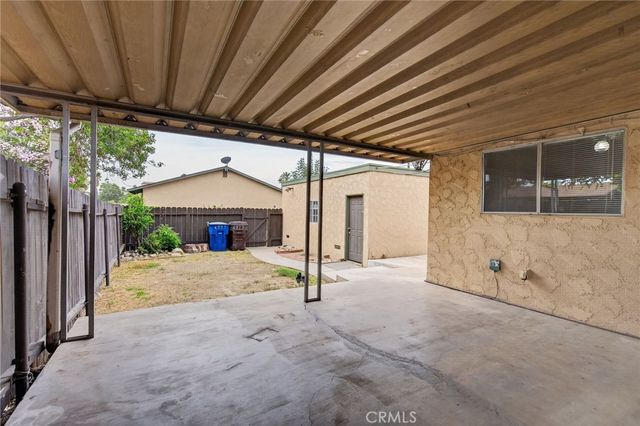 6377 La Mirada Way, Riverside, CA 92504