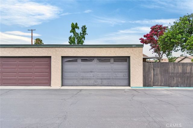 6377 La Mirada Way, Riverside, CA 92504