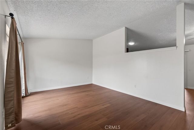 6377 La Mirada Way, Riverside, CA 92504
