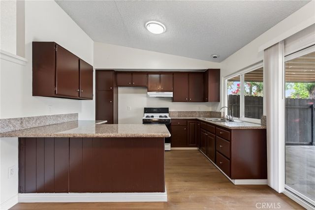 6377 La Mirada Way, Riverside, CA 92504