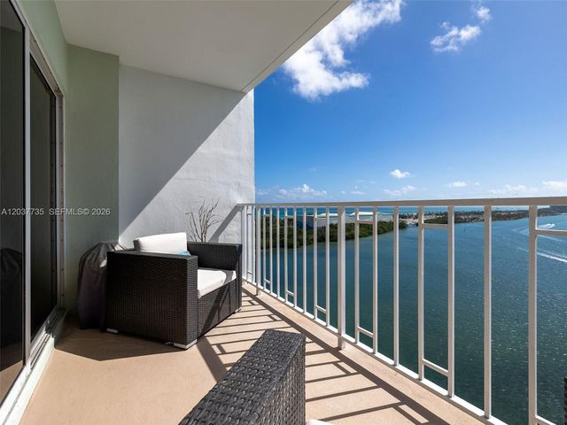 500 Bayview Dr 1520, Sunny Isles Beach, FL 33160