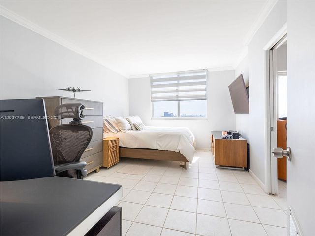 500 Bayview Dr 1520, Sunny Isles Beach, FL 33160