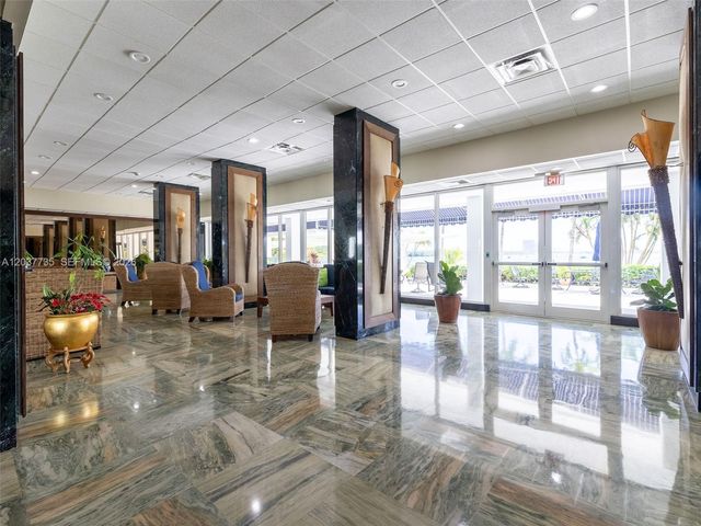 500 Bayview Dr 1520, Sunny Isles Beach, FL 33160
