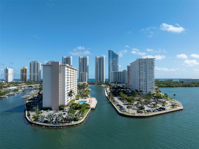 500 Bayview Dr 1520, Sunny Isles Beach, FL 33160
