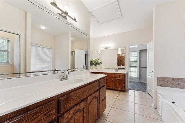 6530 Picante Dr, Corpus Christi, TX 78414
