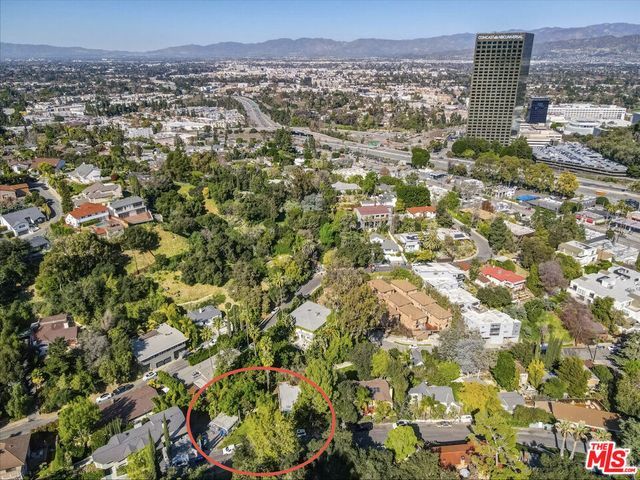 3754 Fredonia Drive, Los Angeles, CA 90068