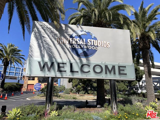 3754 Fredonia Drive, Los Angeles, CA 90068