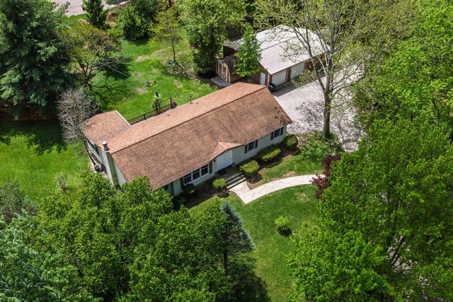 275 N Parkway Drive, Delaware, OH 43015