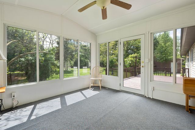 275 N Parkway Drive, Delaware, OH 43015