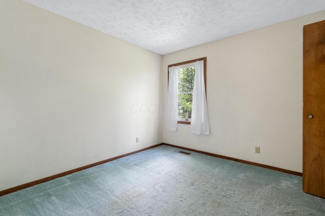 275 N Parkway Drive, Delaware, OH 43015
