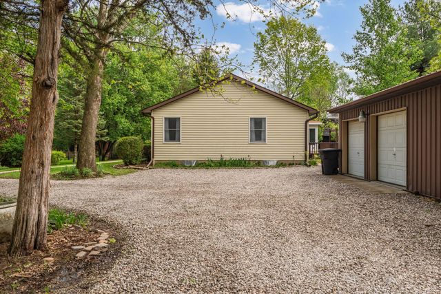 275 N Parkway Drive, Delaware, OH 43015