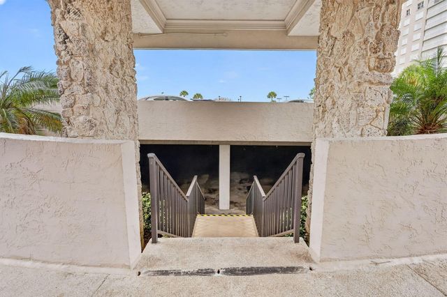 5047 N Highway A1a 1704, Hutchinson Island, FL 34949