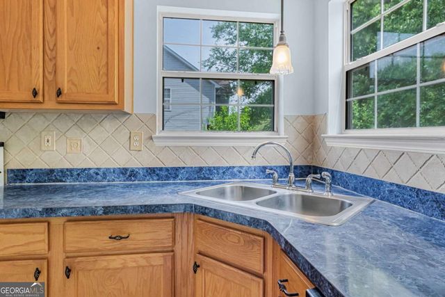 4001 English Valley Drive, Ellenwood, GA 30294