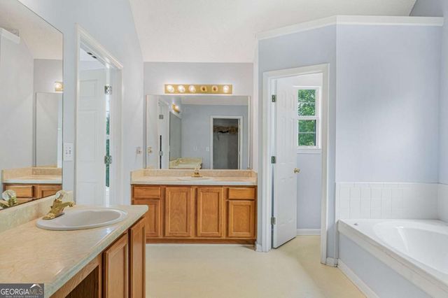 4001 English Valley Drive, Ellenwood, GA 30294