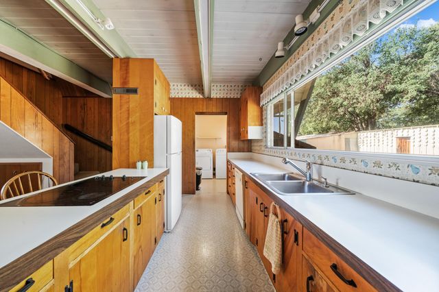 10268 Deschutes Road, Palo Cedro, CA 96073