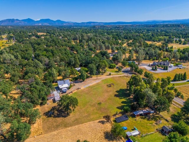 10268 Deschutes Road, Palo Cedro, CA 96073