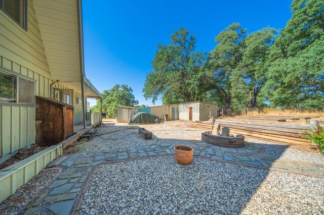 10268 Deschutes Road, Palo Cedro, CA 96073