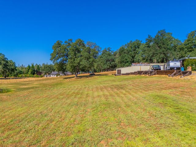 10268 Deschutes Road, Palo Cedro, CA 96073