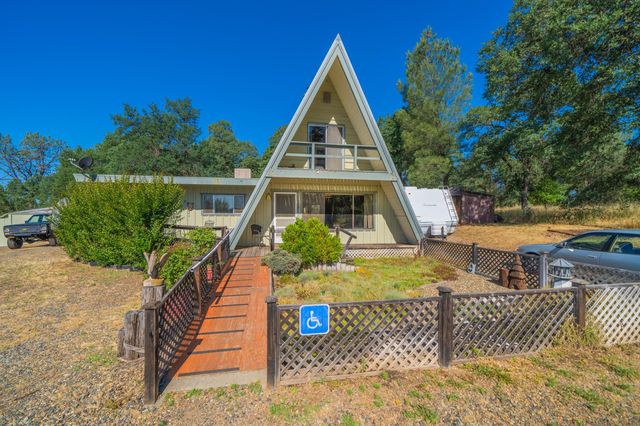 10268 Deschutes Road, Palo Cedro, CA 96073