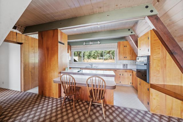 10268 Deschutes Road, Palo Cedro, CA 96073