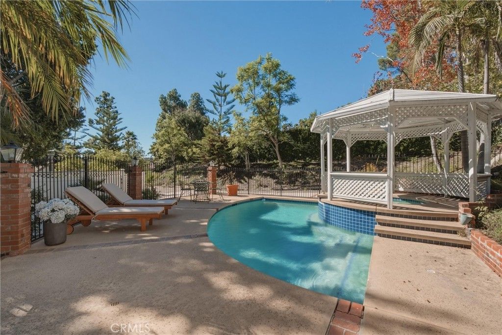 3010 Annita Drive, Glendale, CA 91206 — photo 3