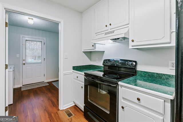 406 Ellerbe Drive, Statham, GA 30666