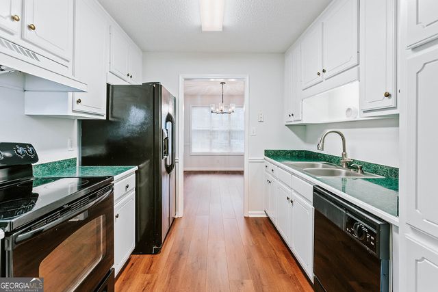 406 Ellerbe Drive, Statham, GA 30666