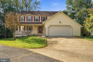 4671 BONNEVILLE LN, Woodbridge, VA 22193