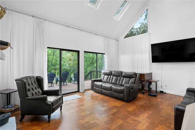 452 Brookwood Drive, Dawsonville, GA 30534