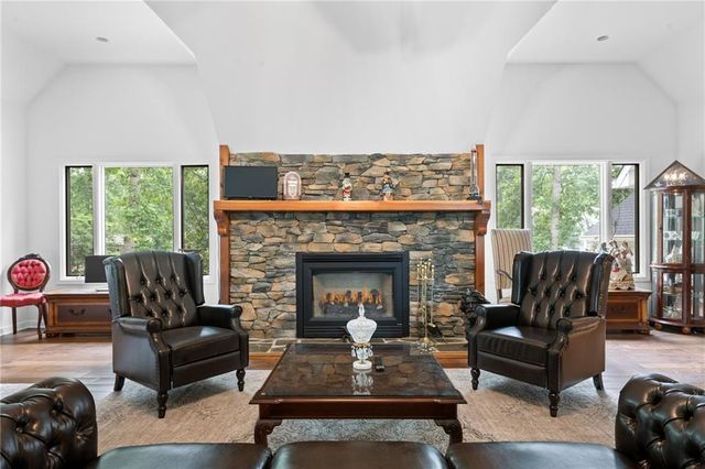 452 Brookwood Drive, Dawsonville, GA 30534