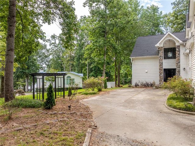 452 Brookwood Drive, Dawsonville, GA 30534