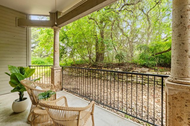 1000 Liberty Park DR 205, Austin, TX 78746
