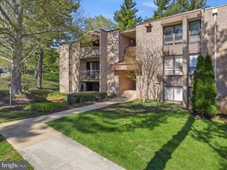 3302 HUNTLEY SQUARE DR #T2, Temple Hills, MD 20748