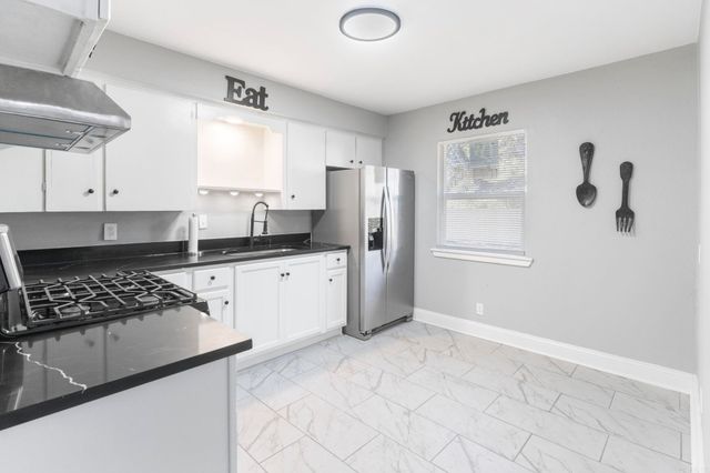 9520 Crofton Drive, Little Rock, AR 72209