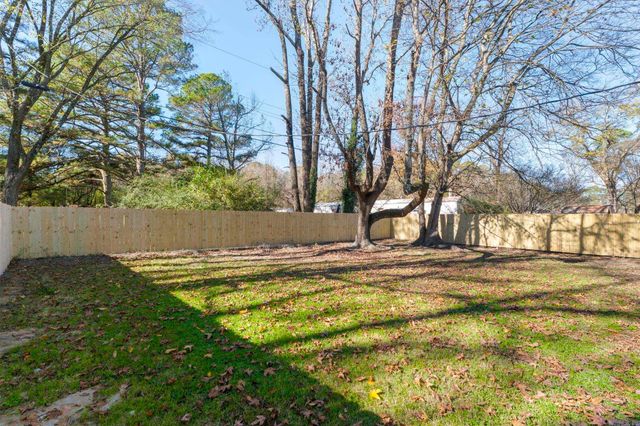 9520 Crofton Drive, Little Rock, AR 72209