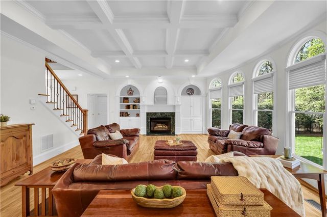 4982 Wyntergate Drive, Dunwoody, GA 30338