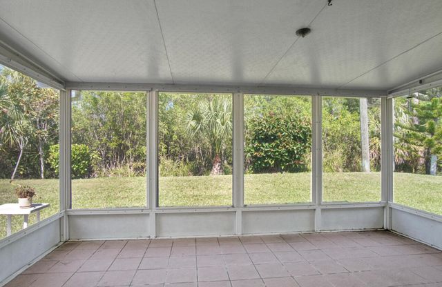 5680 Travelers Way, Fort Pierce, FL 34982