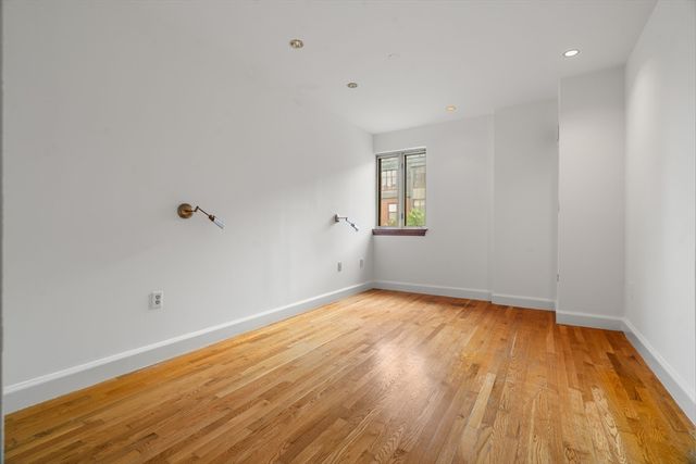 2 Clarendon St 505, Boston, MA 02116