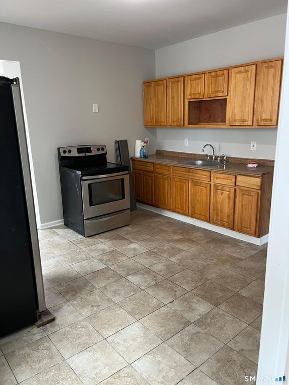 40 Jane Street 1st, Bridgeport, CT 06608