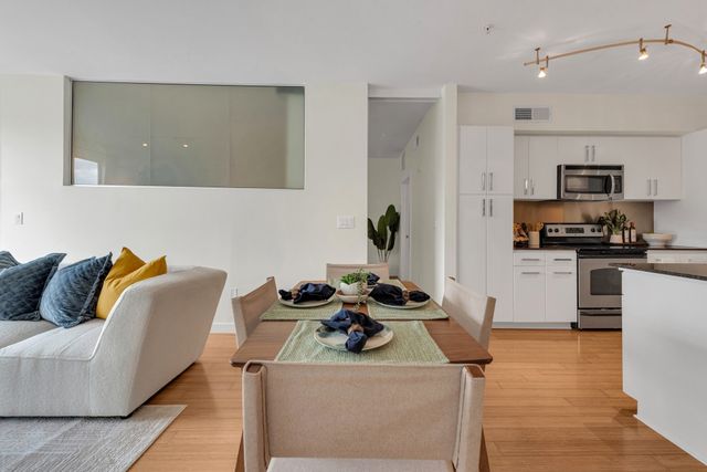 4040 N Hall Street 304, Dallas, TX 75219