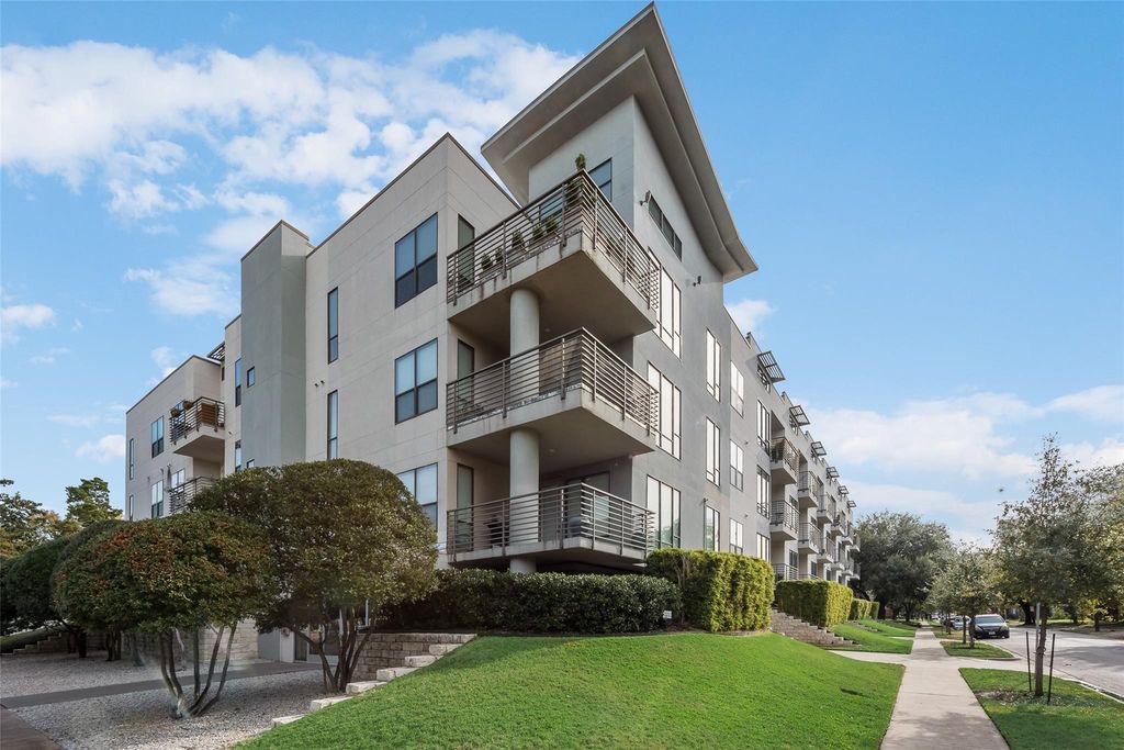 4040 N Hall Street 304, Dallas, TX 75219