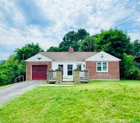112 Ochsner Place, Bridgeport, CT 06606