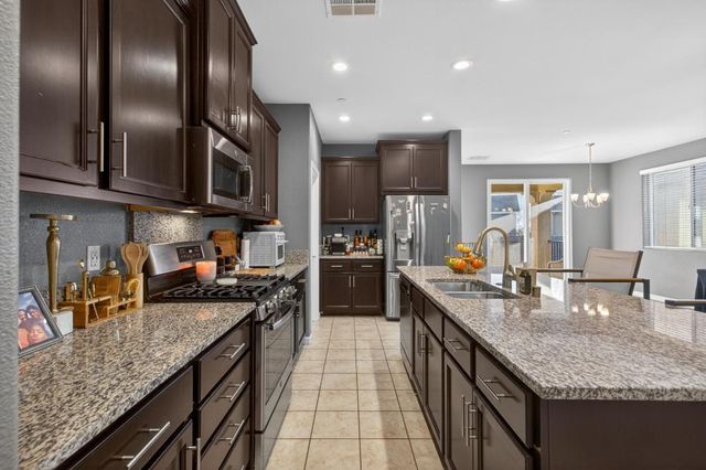 3627 Barletta Ln, Sacramento, CA 95834