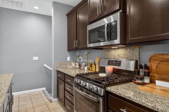 3627 Barletta Ln, Sacramento, CA 95834